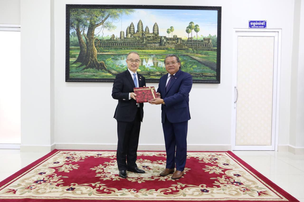 មន្រ្តីជាន់ខ្ពស់ក្រសួងសុខាភិបាល ទទួលជួបពិភាក្សាការងារជាមួយកុងស៊ុលកិត្តិយស នៃព្រះរាជាណាចក្រកម្ពុជា ប្រចាំទីក្រុងសេនដៃ ប្រទេសជប៉ុន
