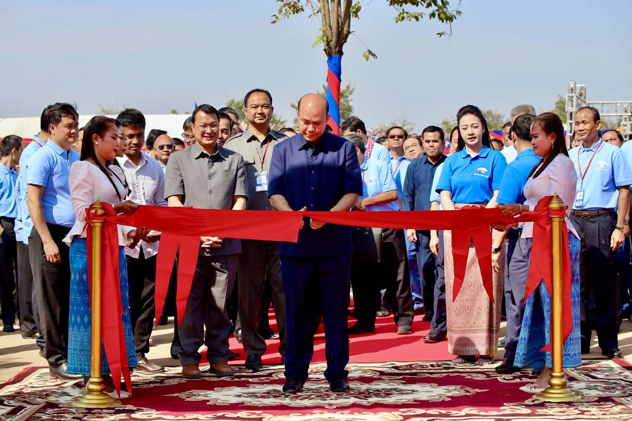 ឯកឧត្តម ហ៊ុន ម៉ានី អញ្ជើញជាអធិបតីភាព សម្ពោធរោងចក្រកែច្នៃកៅស៊ូធម្មជាតិ និងបើកមុខចៀរជ័រកៅស៊ូថ្មី នៅខេត្តព្រះវិហារ