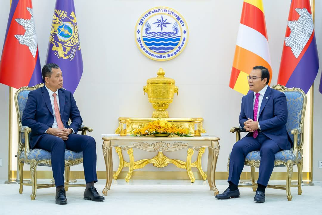 ឯកឧត្តមរដ្ឋមន្ត្រី ថោ ជេដ្ឋា ទទួលជួបសម្តែងការគួរសម និងពិភាក្សាការងារជាមួយឯកឧត្តម វ៉ាន់ឡា វ៉ាន់ណាបាវីតលុង ឯកអគ្គរដ្ឋទូតនៃសាធារណរដ្ឋឥណ្ឌាប្រចាំកម្ពុជា
