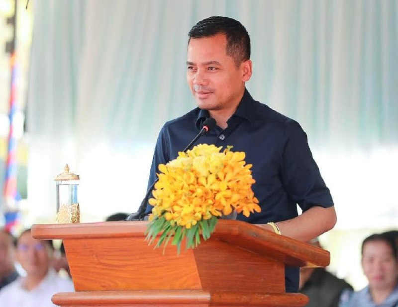 ឯកឧត្ដម អភិសន្តិបណ្ឌិត ស សុខា អញ្ជើញសម្ពោធឆ្លងដាក់ឱ្យប្រើប្រាស់ជាផ្លូវការអាគារមត្តេយ្យសិក្សា និងអាគារសាលាបឋមសិក្សាហាតមុត ដំណាក់សេរី និងអាគារបឋមសិក្សា សាលាគោលដៅ ចំនួន ២៨ សាលា ក្នុងខេត្តចំនួន ៧ ខេត្ត ស្រុកកំចាយមារ ខេត្តព្រៃវែង