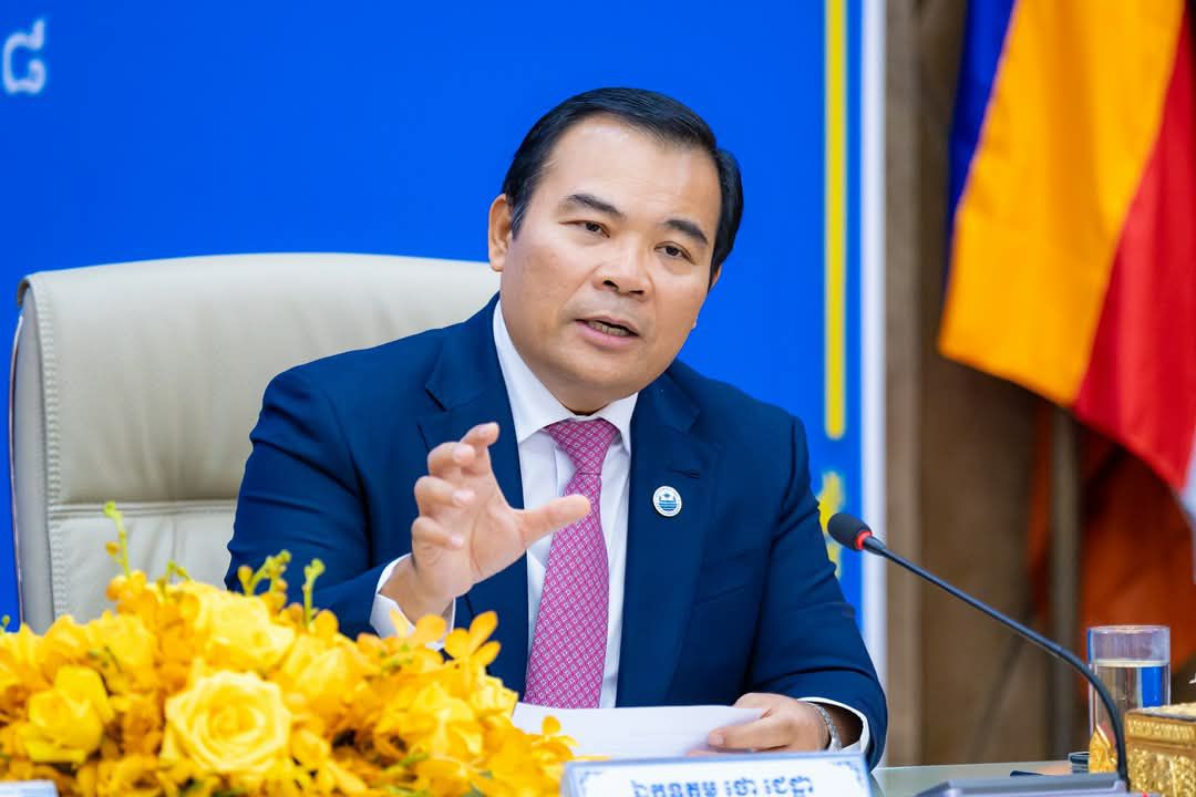ឯកឧត្តមរដ្ឋមន្ត្រី ថោ ជេដ្ឋា អញ្ជើញជាអធិបតីក្នុងពិធីចុះអនុស្សរណៈនៃការយោគយល់គ្នារវាងក្រសួងធនធានទឹក និងឧតុនិយម និងធនាគារអភិវឌ្ឍន៍ជនបទ និងកសិកម្ម