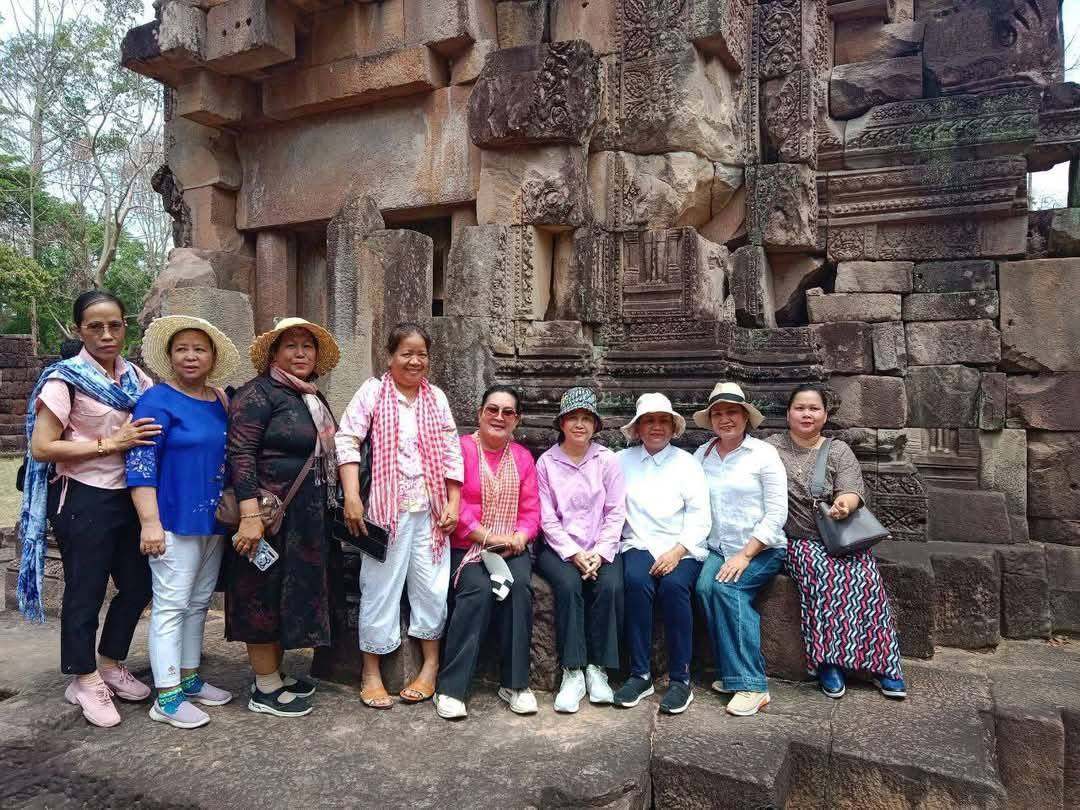 ប្រជាពលរដ្ឋនៅតែបន្តធ្វើដំណើរទៅទស្សនាកម្សាន្តតំបន់ប្រាសាទតាមាន់ធំ ដែលជាកេរដំណែលរបស់ខ្មែរ