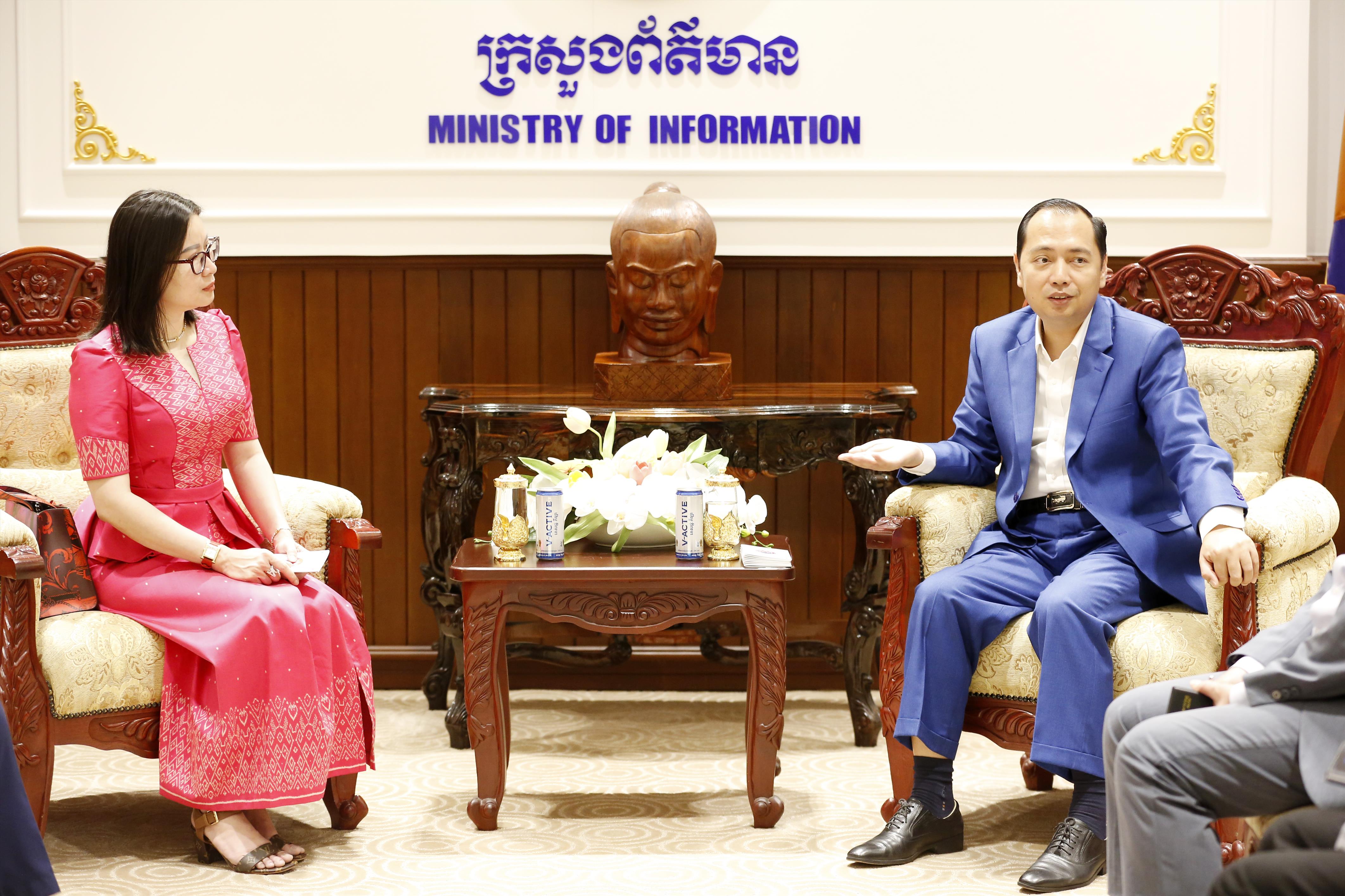 រដ្ឋមន្ត្រី នេត្រ ភក្ត្រាបានថ្លែងថា ការពង្រឹងសមត្ថភាព និងក្រមសីលធម៌វិជ្ជាជីវៈអ្នកសារព័ត៌មាន ជារឿងដ៏ចាំបាច់ដើម្បីធានាការផលិត និងផ្សព្វផ្សាយព័ត៌មានពិត មានគុណភាព និងមានសុវត្ថិភាពជូនពលរដ្ឋ