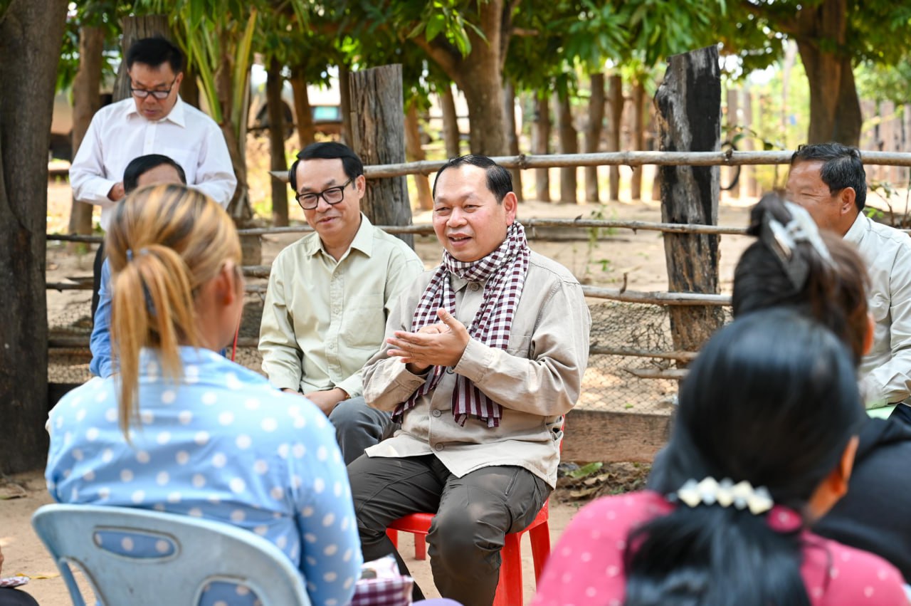 រដ្ឋមន្ត្រីក្រសួងអភិវឌ្ឍន៍ជនបទ ចុះពិនិត្យស្ថានភាពភូមិ ដែលគ្រោងអភិវឌ្ឍជាភូមិគំរូគន្លឹះ ចំនួន ០២ ភូមិ នៅក្នុងខេត្តព្រះវិហារ
