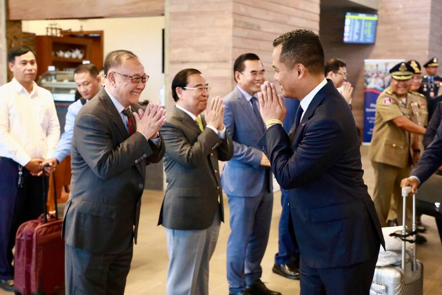 ឯកឧត្តមអភិសន្តិបណ្ឌិត ស សុខា អញ្ជើញដឹកនាំគណៈប្រតិភូជាន់ខ្ពស់កម្ពុជា ទៅបំពេញទស្សនកិច្ចការងារនៅប្រទេសឡាវ