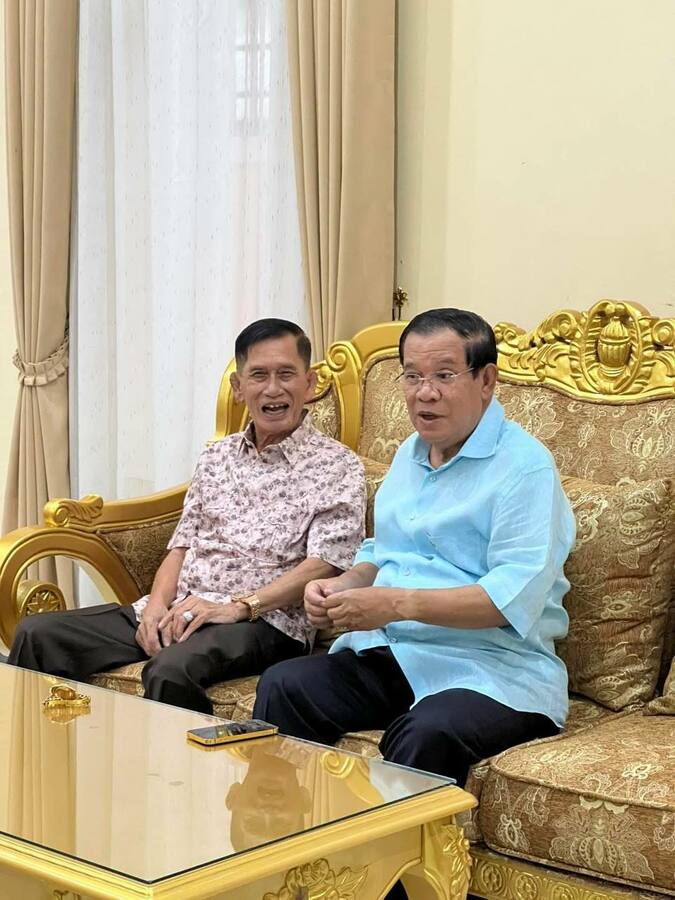 សម្ដេចតេជោ ហ៊ុន សែន ៖ «សង្ខារមិនទៀងតែការស្លាប់គឺទៀង! បងប្រុសខ្ញុំបានលាចាកលោកនេះទៅហើយបើទោះមិនចង់ទទួលក៏ត្រូវតែទទួលយកការពិតនេះដែរ»