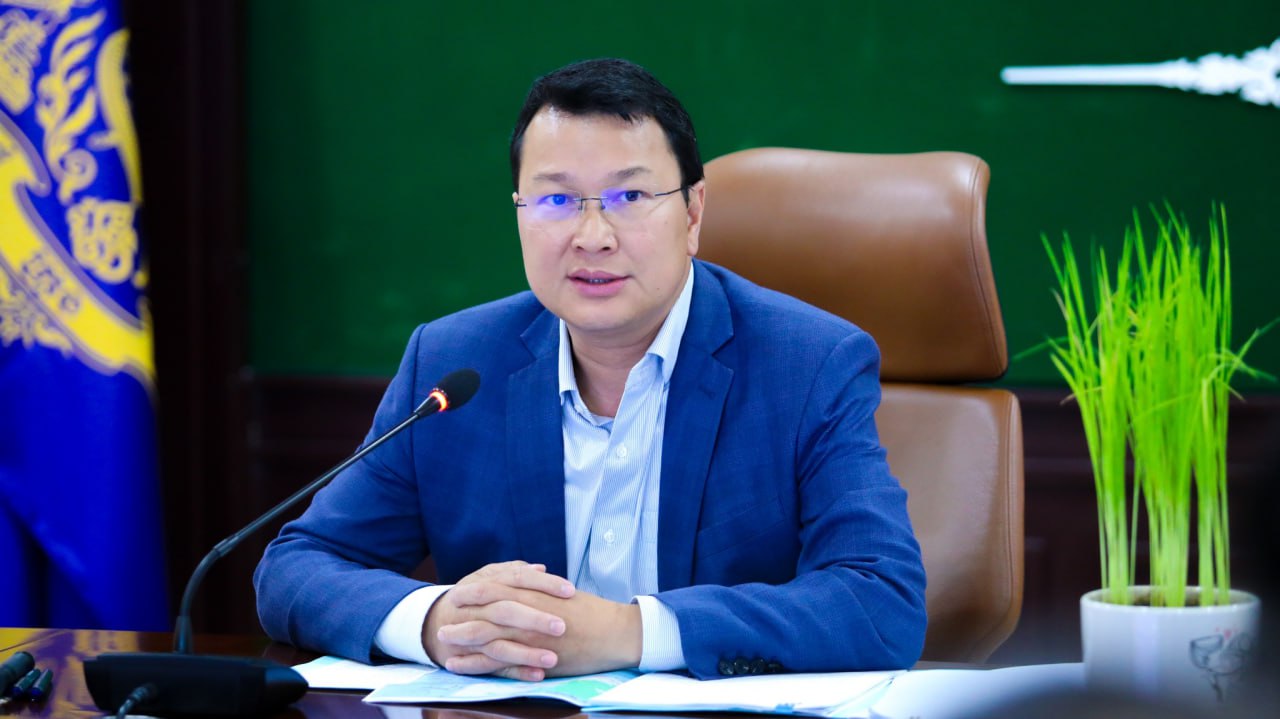 ក្រសួងកសិកម្ម និងអង្គការ WWF ជួយលើកមុខមាត់ប្រទេសកម្ពុជា ទាំងនៅក្នុងតំបន់ និងនៅលើឆាកអន្ដរជាតិ ក្នុងការថែរក្សាសត្វផ្សោតទន្លេមេគង្គ