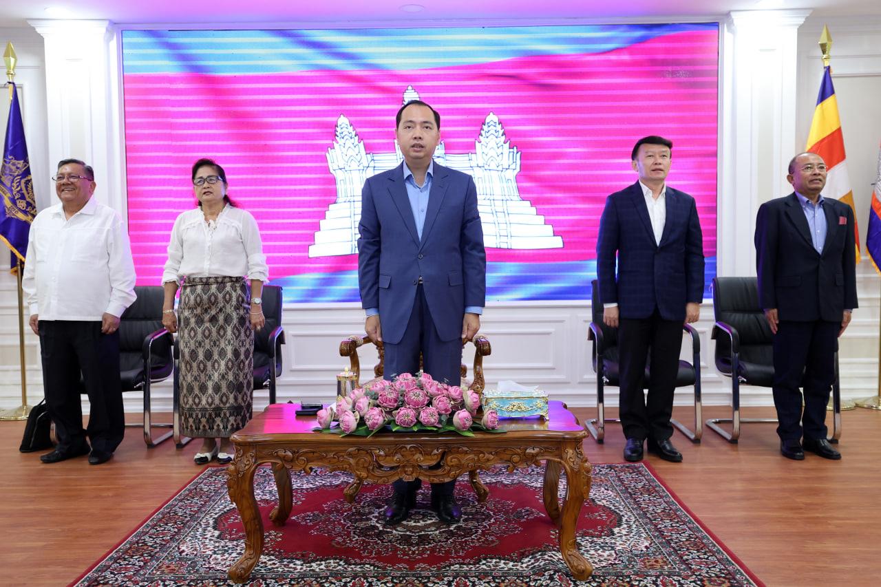 រដ្ឋមន្ត្រី នេត្រ ភក្ត្រា ចាប់ផ្តើមចុះធ្វើជំរឿនមន្ត្រីរាជការស៉ីវិលនៃក្រសួងព័ត៌មាន ដើម្បីគ្រប់គ្រងទិន្នន័យ ស្ថានភាពមន្ត្រីរាជការ និងមន្ត្រីជាប់កិច្ចសន្យាឱ្យបានច្បាស់លាស់