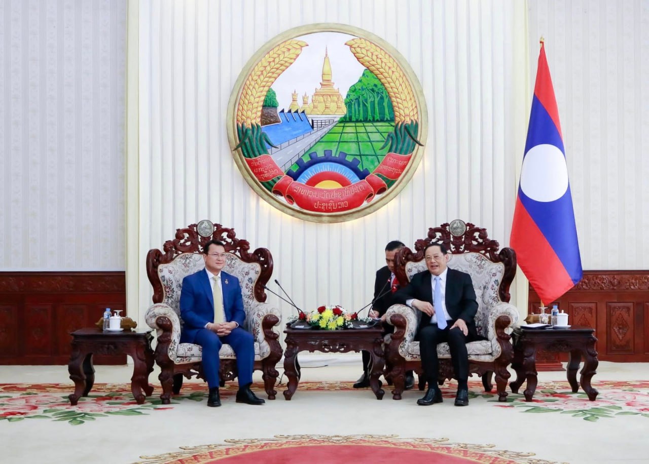 «កម្ពុជា-ឡាវ ជំរុញកសិពាណិជ្ជកម្មរវាងប្រទេសទាំងពីរ ដោយផ្តោតលើការនាំចេញផលិតផលស្វាយទៅប្រទេសចិន ឬប្រទេសទី៣ តាមរយៈការប្រើប្រាស់ប្រព័ន្ធផ្លូវដែក និងរថភ្លើងល្បឿនលឿនឆ្លងកាត់ប្រទេសឡាវ»
