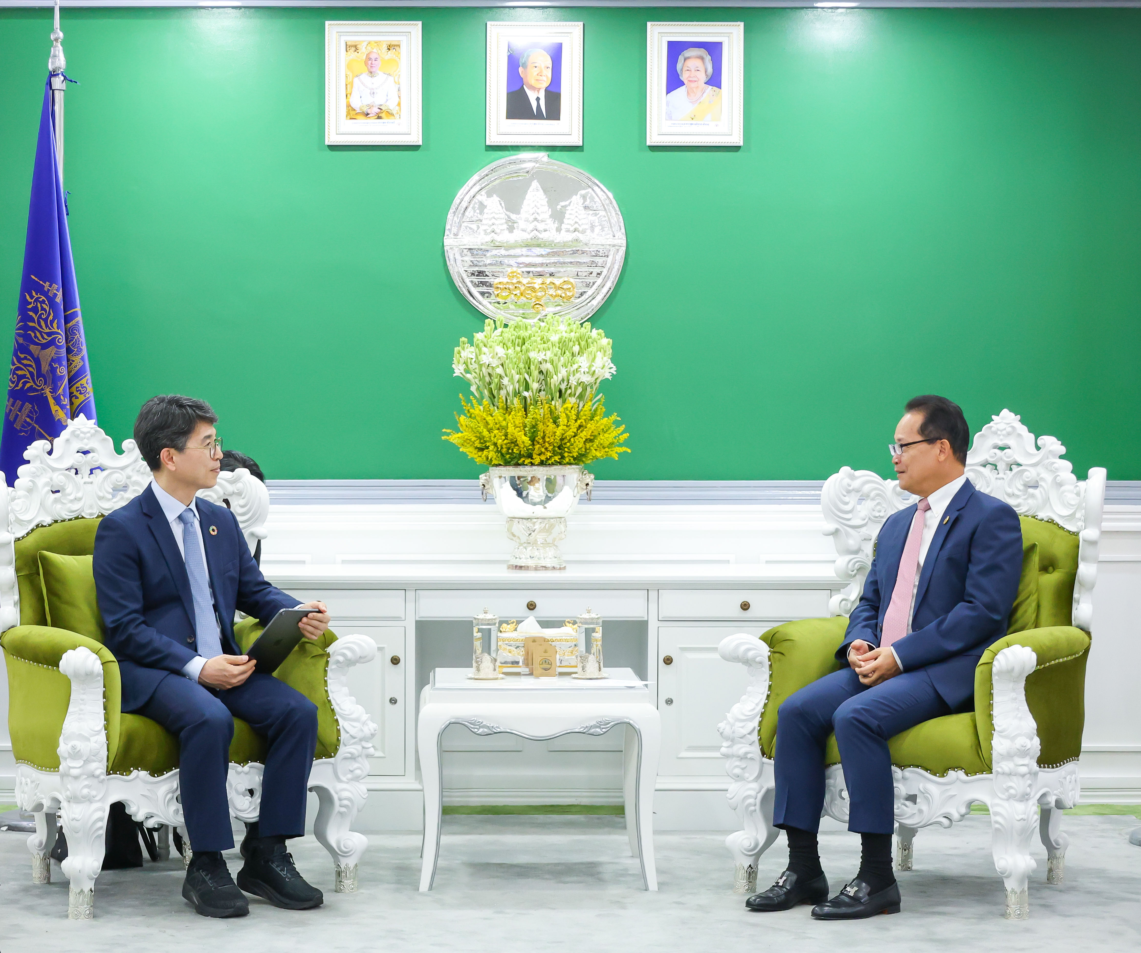 «កម្ពុជា-កូរ៉េ បានឯកភាពគ្នាលើការពង្រឹងកិច្ចសហប្រតិបត្តិការក្នុងវិស័យបរិស្ថាន និងការឆ្លើយតបនឹងការប្រែប្រួលអាកាសធាតុ»