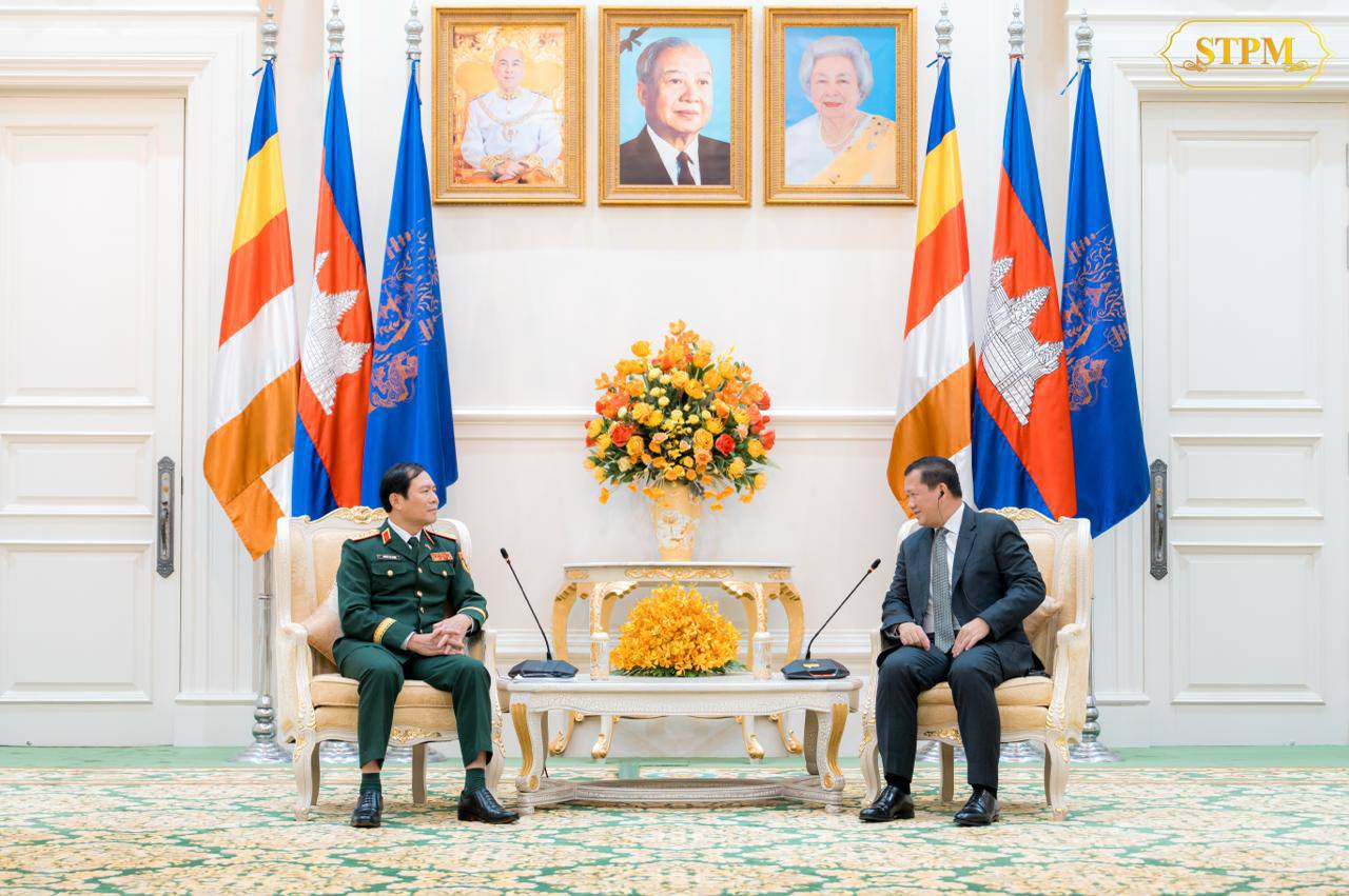 អនុរដ្ឋមន្ត្រីក្រសួងការពារជាតិវៀតណាម វាយតម្លៃខ្ពស់ពីការរីកចំរើនលើគ្រប់វិស័យរបស់កម្ពុជា, ភាគីទាំងពីរទំនាក់ទំនង និងកិច្ចសហប្រតិបត្តិការដ៏ល្អ គឺជាសរសរស្ដម្ភមួយដ៏សំខាន់ ក្នុងការរួមចំណែកពូនជ្រំទំនាក់ទំនងទ្វេភាគីឱ្យកាន់តែរឹងមាំ