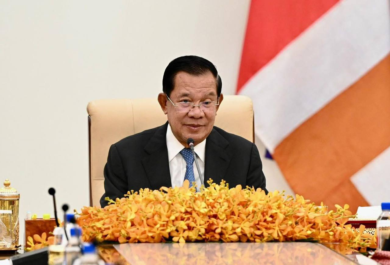 សម្តចតេជោ និងសម្តេចកិត្តិព្រឹទ្ធបណ្ឌិត ព្រមទាំងកូនស្រី សម្រេចយកដីទំហំ ២ហិកតា មានតម្លៃប្រមាណ ១០លានដុល្លារ សាងសងអន្តេវាសិនដ្ឋានសម្រាប់និស្សិតជាស្ត្រីក្រីក្រមកពីខេត្តបន្តការសិក្សានៅរាជធានីភ្នំពេញ