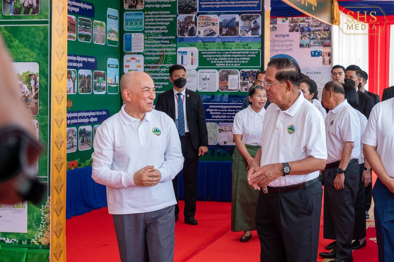 សម្ដេចតេជោ ហ៊ុន សែន អញ្ជើញដង្ហែព្រះមហាក្សត្រ ស្ដេចយាងក្នុងព្រះរាជពិធីទិវាបរិស្ថានជាតិ និងបរិស្ថានពិភពលោក ៥មិថុនា