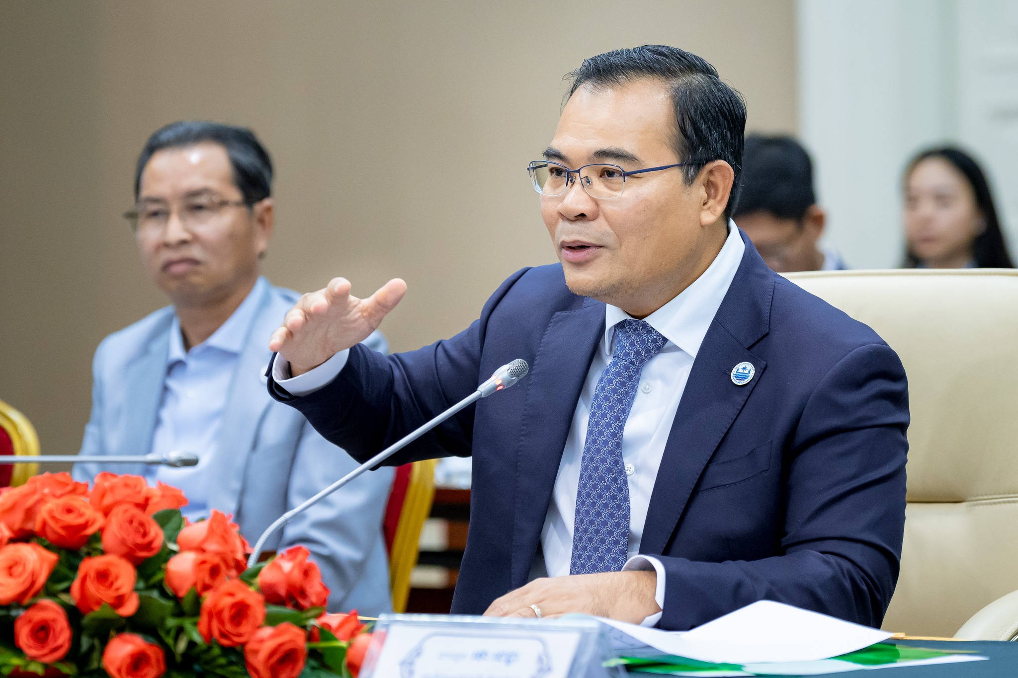 ឯកឧត្តមរដ្ឋមន្ត្រី ថោ ជេដ្ឋា អញ្ជើញដឹកនាំគណៈប្រតិភូក្រសួង ជួបប្រជុំ និងពិភាក្សាការងារជាមួយប្រតិភូឧត្តមក្រុមប្រឹក្សាពិគ្រោះ និងផ្តល់យោបល់