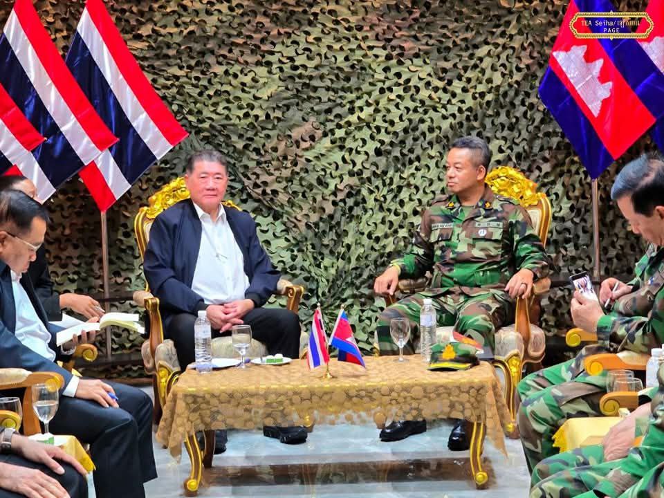 TOP NEWS: ប្រមុខការពារជាតិកម្ពុជា-ថៃ ឯកភាពគ្នាកាត់បន្ថយភាពតានតឹងផ្នែកយោធា ហើយកម្ពុជាមិនឯកភាពការស្នើឱ្យដកកងទ័ពចេញពីទីតាំងមានជម្លោះ ព្រោះជាទីតាំងស្ថិតក្នុងដែនអធិបតេយ្យភាពរបស់កម្ពុជា