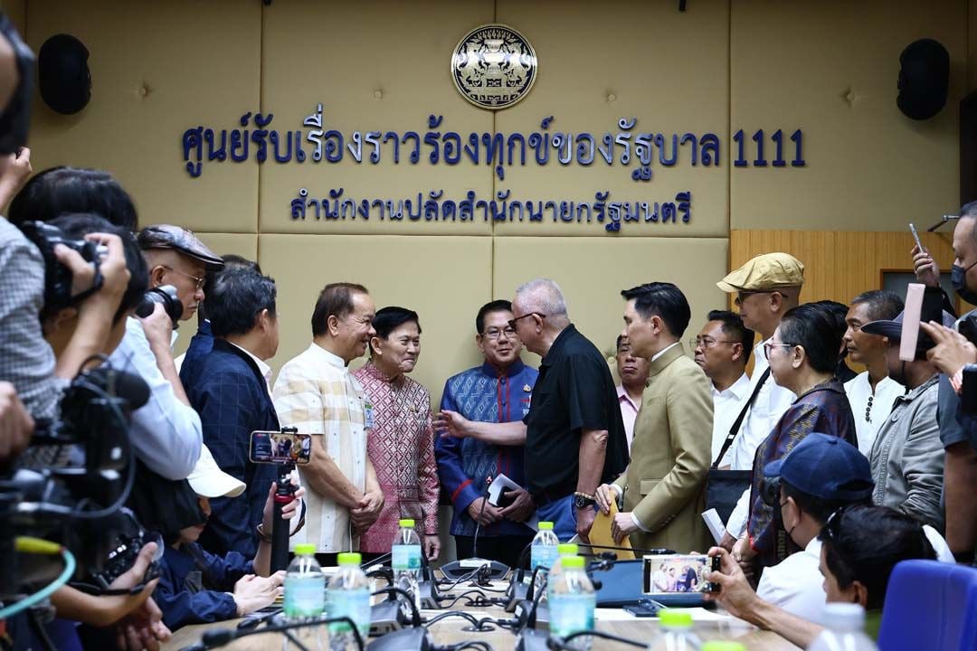 ក្រុមប្រឆាំងរដ្ឋាភិបាលថៃ ទាមទារឲ្យលោកស្រី ផែថងថាន ស៊ីណាវ៉ាត្រា នៅវិធានការ៦ចំណុច ជំរុញរដ្ឋាភិបាលថៃដោះស្រាយបញ្ហាព្រំដែនជាមួយកម្ពុជា