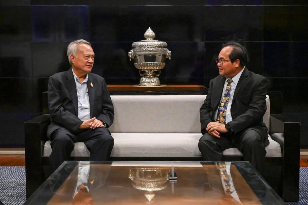 កិច្ចប្រជុំផ្លូវការរបស់គណៈកម្មការចម្រុះខណ្ឌសីមា និងបោះបង្គោលព្រំដែនគោក (JBC) កម្ពុជា-ថៃ បានចាប់ផ្ដើមហើយ បើទោះបីជាមានការយឺតយ៉ាវខ្លះពីភាគីថៃយ៉ាណាក៏ដោយ