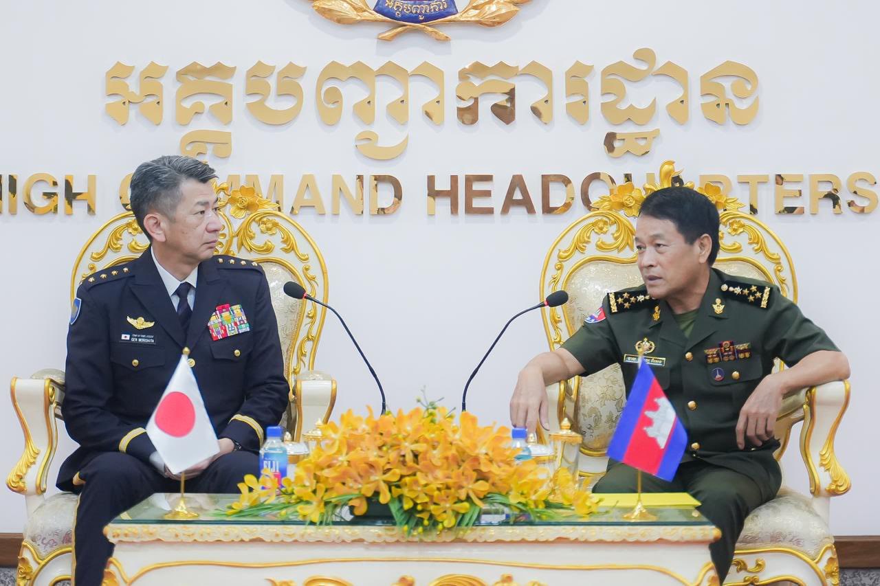 ឧកញ៉ា លី យូគៀត ហៅតាបារាំង ថៅកែកាស៊ីណូ៦៧ ច្រកសៀងហៃ ជួបគ្រោះថ្នាក់ចរាចររថយន្តបុកបន្តកន្ទុយកគ្នាលើផ្លវជាតិលេខ១ បណ្តាណឱ្យរងរបួសធ្ងន់