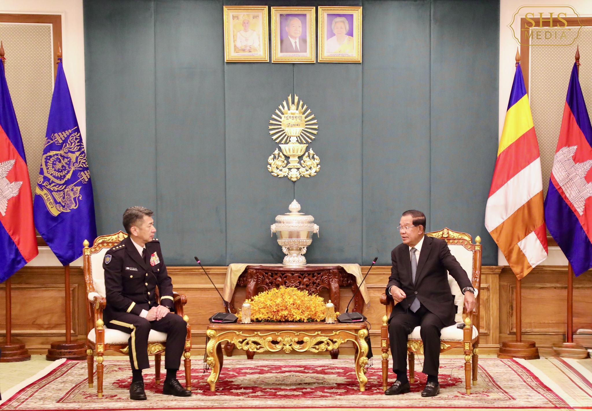 សម្តេចតេជោ ហ៊ុន សែន អនុញ្ញាតឲ្យ នាយឧត្តមសេនីយ៍ Morishita Yasunori មេបញ្ជាការកងស្វ័យការពារជើងគោកជប៉ុន ចូលជួបសម្តែងការគួរសម