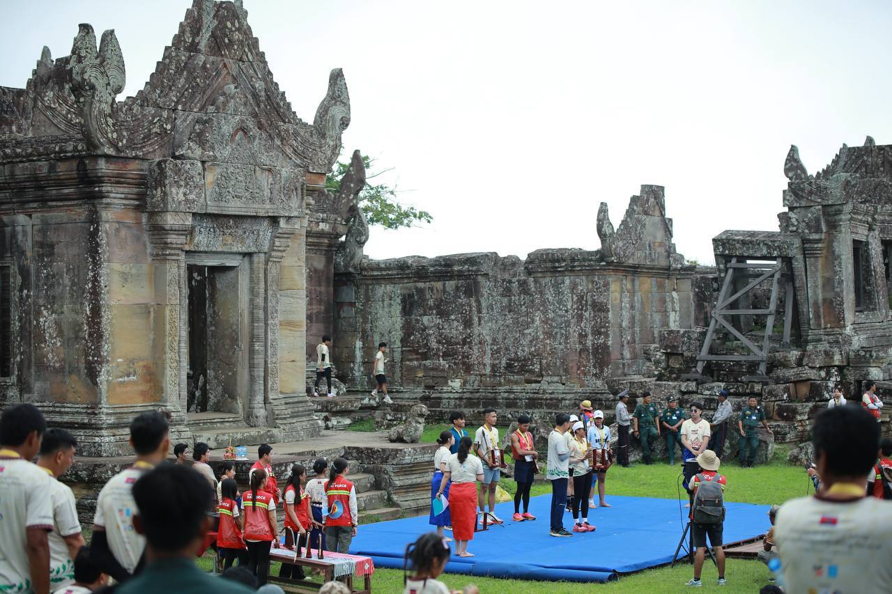 ព្រឹត្តិការណ៍រត់ឆ្លងកាត់ឧបសគ្គ ដើម្បីអបអរសាទរខួប ១៧ឆ្នាំ នៃការចុះបញ្ជីប្រាសាទព្រះវិហារ ជា «សម្បត្តិបេតិកភណ្ឌពិភពលោក»