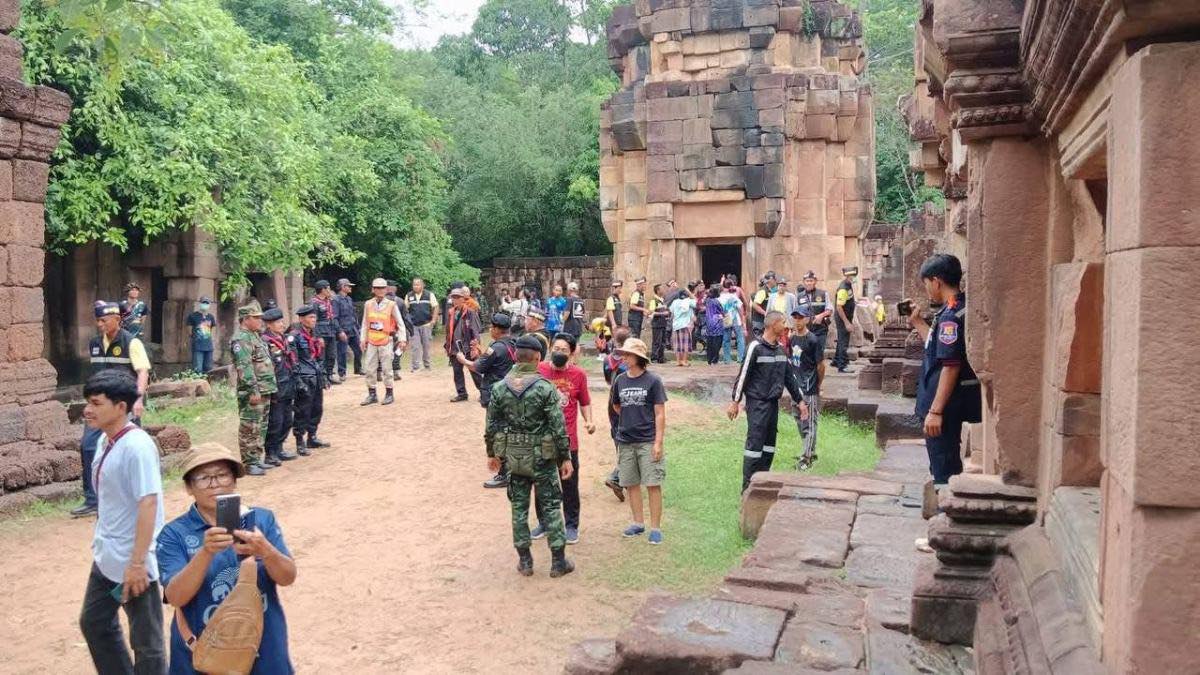 ការប៉ះទង្គិចគ្នានៅប្រាសាទតាក្របី! ក្រសួងការពារជាតិកម្ពុជា បញ្ជាក់ថា៖ «ទង្វើរបស់ភាគីយោធាថៃ ដែលហាមឃាត់ពលរដ្ឋកម្ពុជាមិនឱ្យប្រើក្រមាប៉ាក់រូបទង់ជាតិ គឺជាទង្វើមិនគោរពច្បាប់ទម្លាប់!»