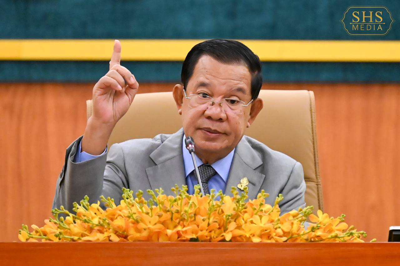TOP NEWS: សម្តេចតេជោ៖ «និយមន័យនៃការក្បត់ជាតិ? មិនមែនជាសិទ្ធិនៃការបញ្ចេញមតិ មិនមែនសិទ្ធិបញ្ចេញមតិជំទាស់ ឬធ្វើជាបក្សប្រឆាំងនោះទេ គឺវាស្មើនឹងទោសក្បត់ជាតិ គឺអត់ទេ…!»