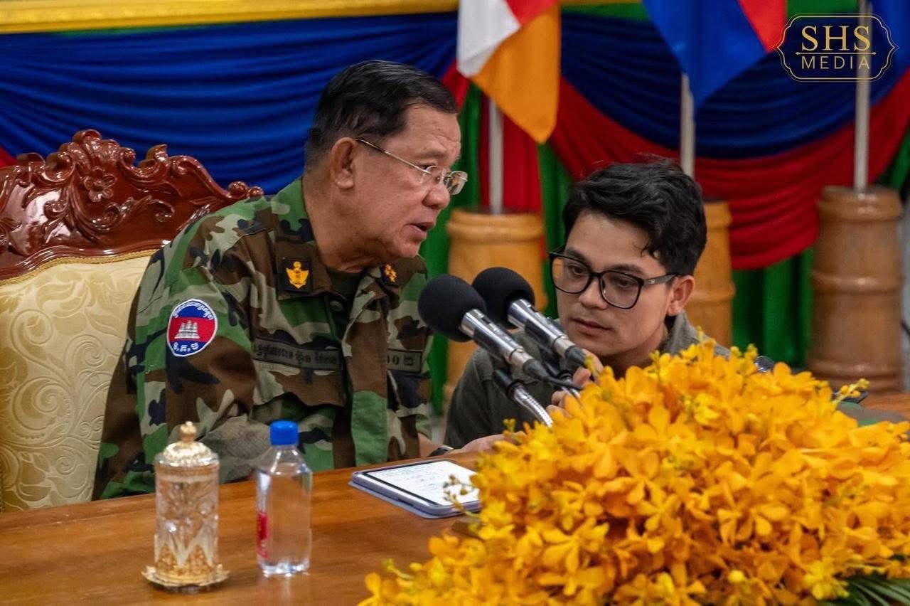 អ្នកនាំពាក្យ៖ «សម្តេចតេជោ កំពុងស្ថិតនៅកម្ពុជា និងបានចូលរួមចំណែកបញ្ជាទ័ពជាមួយនាយករដ្ឋមន្ត្រី រដ្ឋមន្ត្រីក្រសួងការពារជាតិ អគ្គបញ្ជាការ និងកងកម្លាំងប្រដាប់អាវុធគ្រប់លំដាប់ថ្នាក់ »