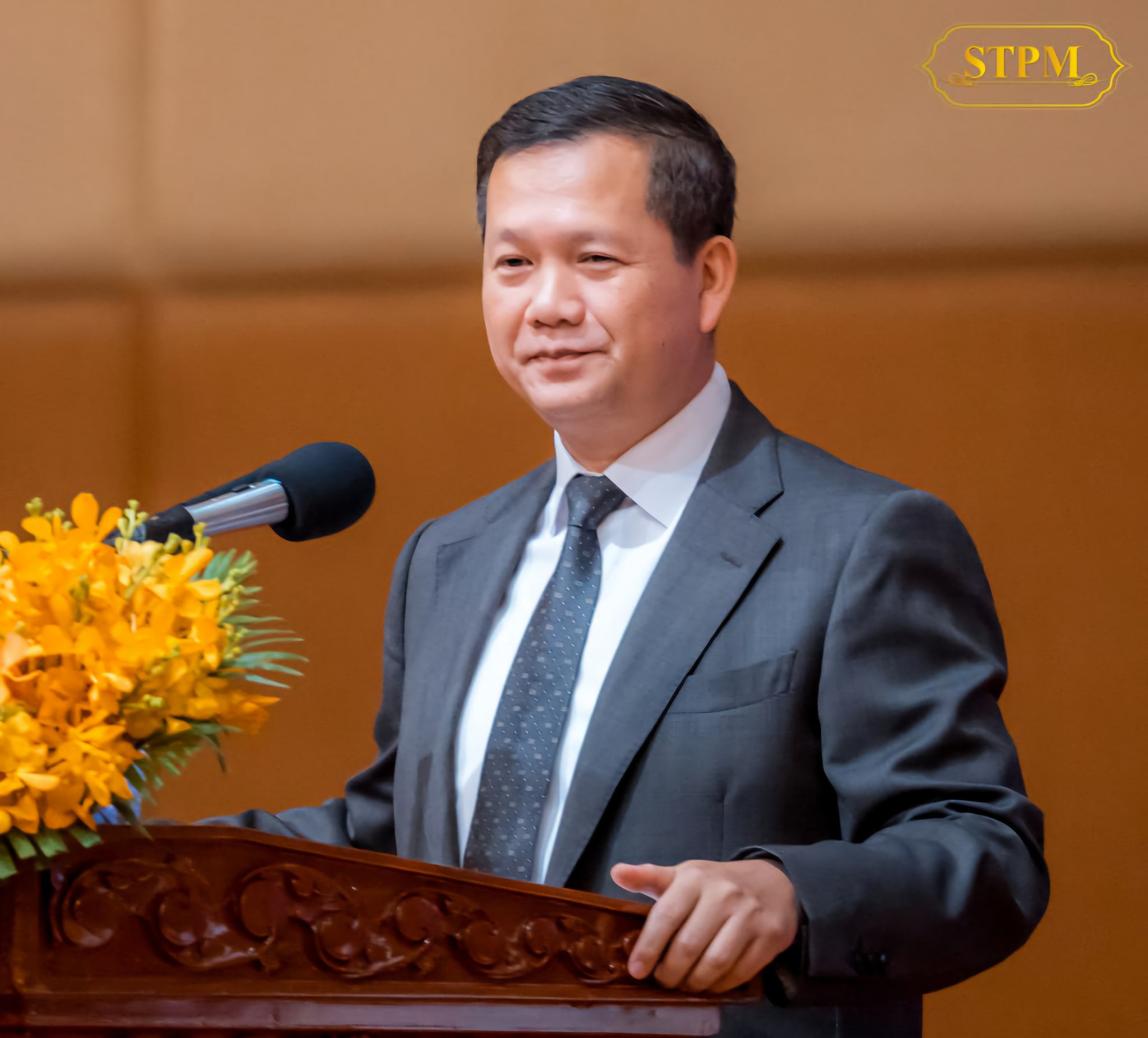 សម្ដេច ហ៊ុន ម៉ាណែត អំពាវនាវឲ្យបងប្អូនប្រជាពលរដ្ឋខ្មែររក្សានូវសីលធម៌ សេចក្តីថ្លៃថ្នូ ជៀសវាងពីការរើសអើង ឬធ្វើសកម្មភាពណាមួយដែលប៉ះពាល់ដល់ស្ថានទូតថៃនៅកម្ពុជា ក្រុមហ៊ុនថៃ និងប្រជាពលរដ្ឋថៃដែលកំពុងរស់នៅក្នុងប្រទេសកម្ពុជា