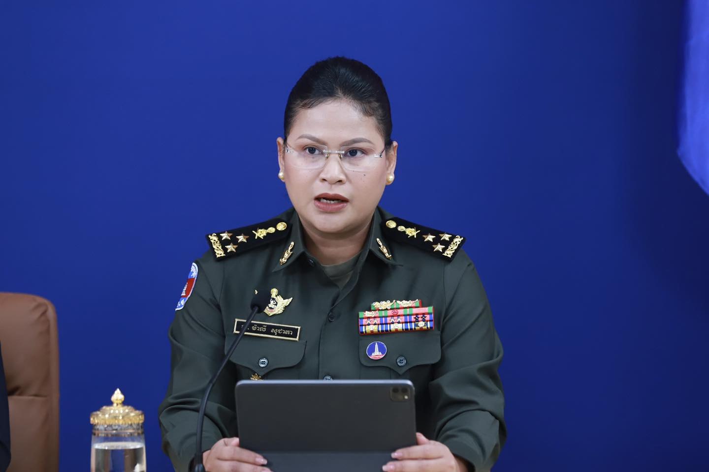អ្នកនាំពាក្យក្រសួងការពារជាតិ៖ «កម្លាំងកងទ័ពថៃ ដែលរំលោភចូលដែនអធិបតេយ្យភាពរបស់កម្ពុជា បន្ដជីកលេណដ្ឋាន នៅតំបន់អានសេះ ចំងាយប្រមាណ១៥ម៉ែត្រប៉ុណ្ណោះ ពីប៉ុស្តិ៍កម្លាំងកម្ពុជា»