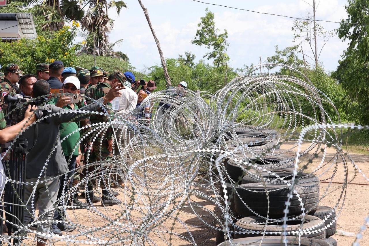 គណៈកម្មការចម្រុះខណ្ឌសីមាព្រំដែនគោកកម្ពុជា ធ្វើការតវ៉ាប្រឆាំងដាច់អហង្ការ ចំពោះសកម្មភាពរំលោភបំពានរបស់យោធាថៃ និងទាមទារឱ្យរុះរើជាបន្ទាន់នូវបន្លាលួស សំណាញ់ និងកង់ឡានចេញជាបន្ទាន់