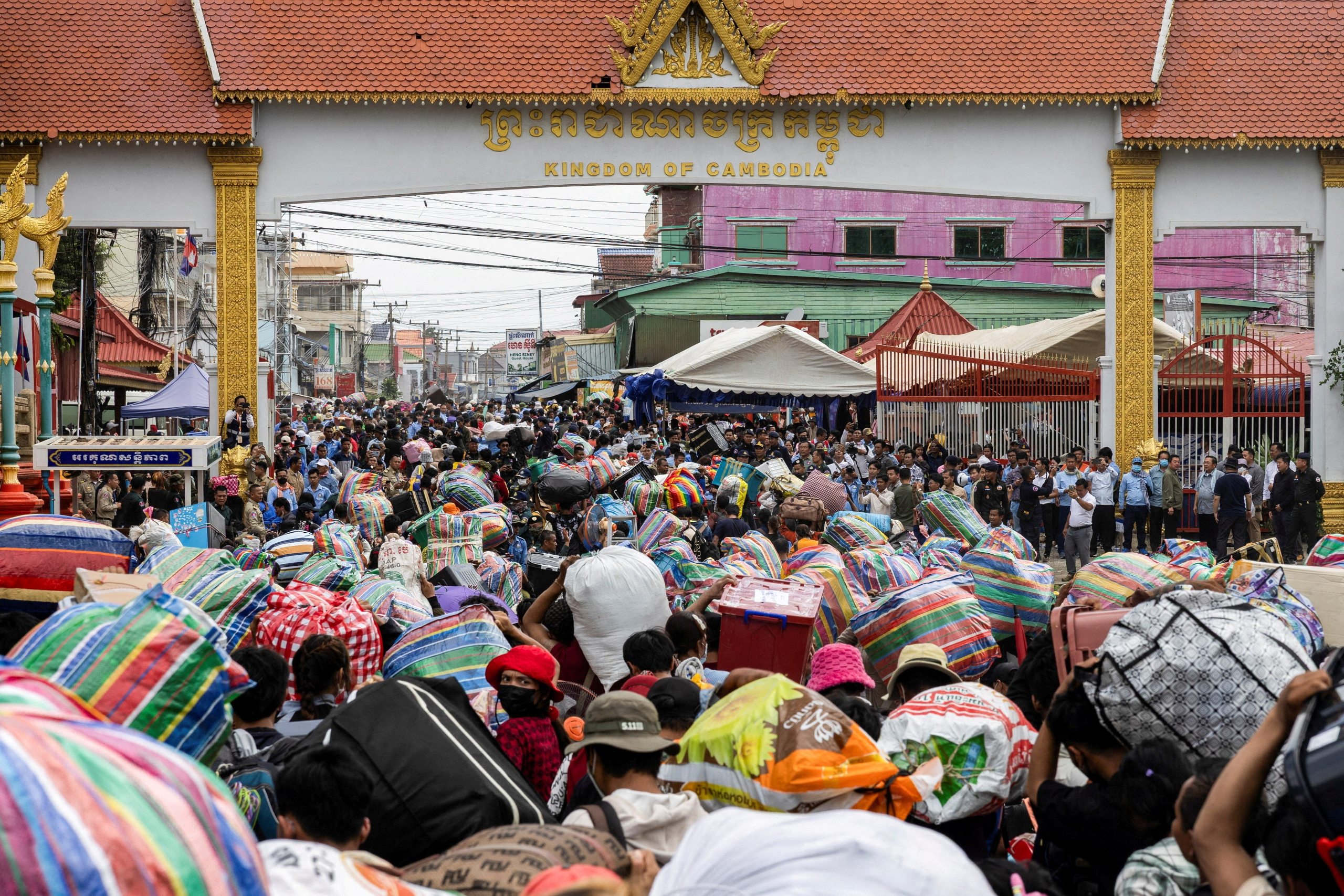 ថៃកំពុងតែប្រឈមមុខនិងកង្វះកំលាំងពលកម្មយ៉ាងខ្លាំង! ខណៈដែលត្រៀមយកអ្នកទោសមកប្រើប្រាស់ជាកំលាំងពលកម្មជំនួសវិញ
