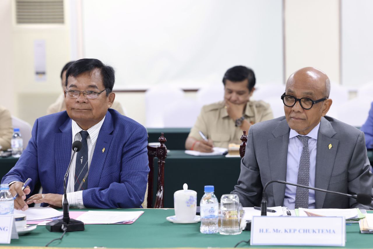 គណៈកម្មការទី១ និងទី៤ នៃរដ្ឋសភា ជួបពិភាក្សាការងារជាមួយការិយាល័យឧត្តមស្នងការ UN ទទួលបន្ទុកសិទ្ធិមនុស្សប្រចាំកម្ពុជា ដើម្បីជម្រាបអំពីអត្ថន័យដ៏សំខាន់នៃសេចក្តីព្រាងច្បាប់ស្តីពី វិសោធនកម្មច្បាប់ស្តីពីសញ្ជាតិ