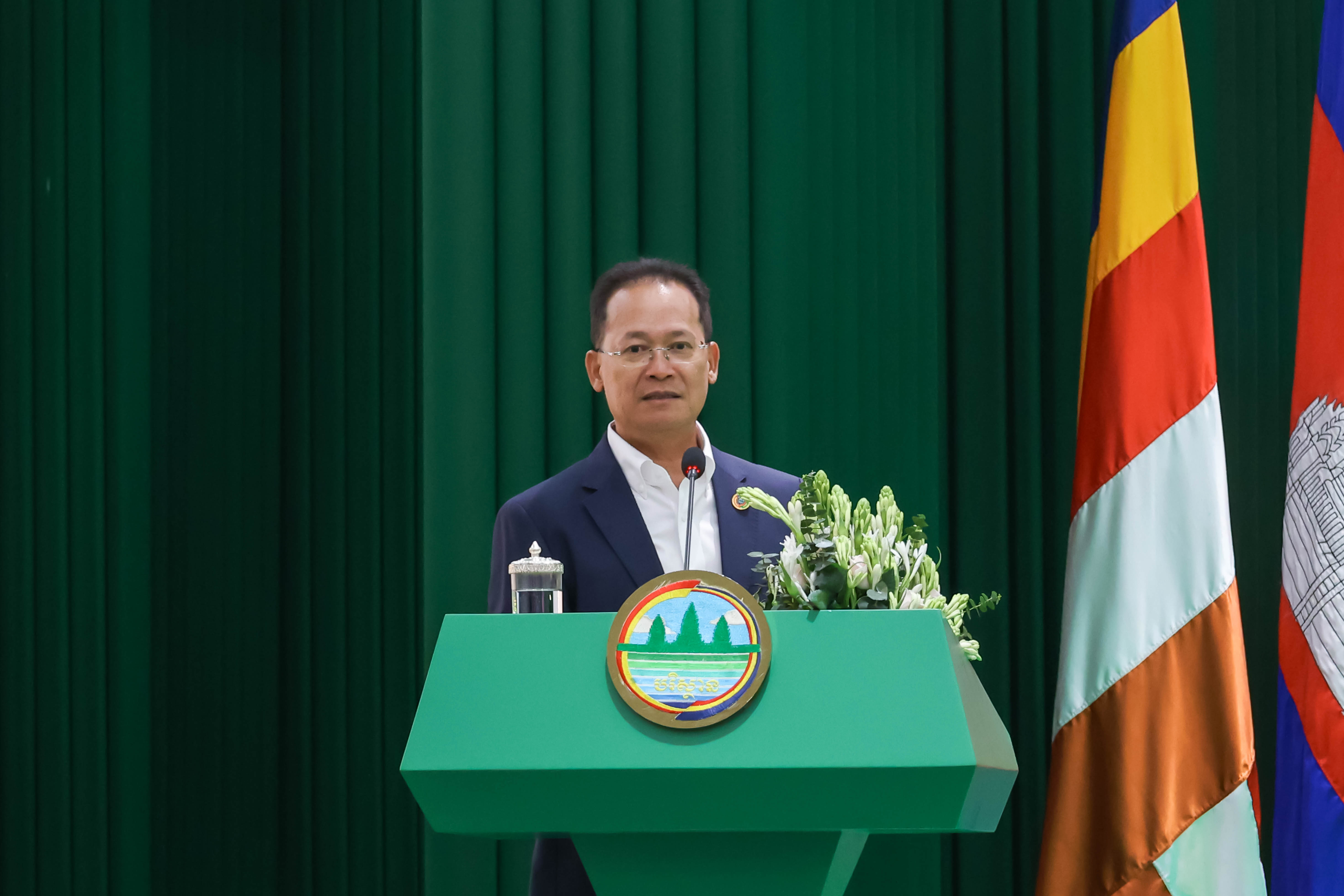 រដ្ឋមន្រ្តីក្រសួងបរិស្ថាន បានបញ្ជាក់ថា សៀវភៅណែនាំសវនកម្មផ្ទៃក្នុង ជាយុទ្ធសាស្ត្រធានាតម្លាភាព «សុក្រឹតកម្មបរិស្ថានកិច្ច»