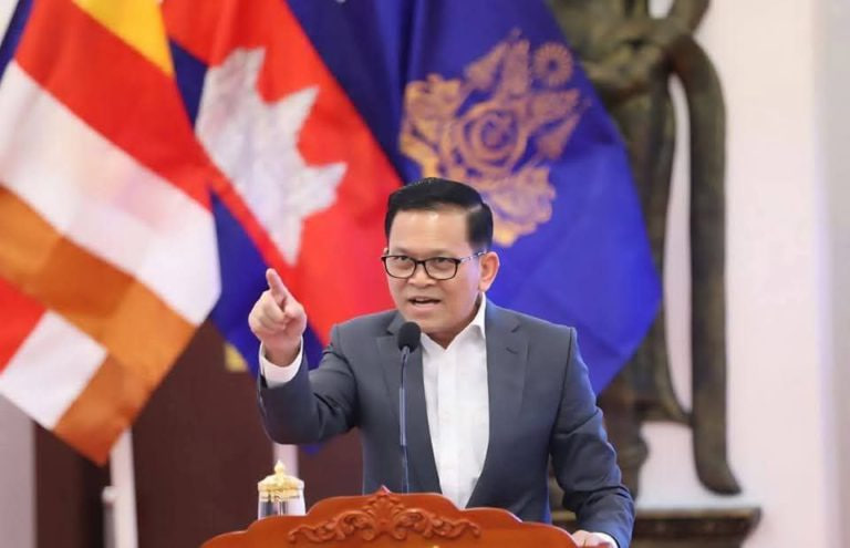 កម្ពុជា ច្រានចោលសម្តីមន្ត្រីយោធាថៃ ដែលអះអាងថា៖ «កន្លែងដែលទាហានថៃបានជាន់ គឺជាទឹកដីរបស់ថៃ» ដែលសំដៅលើដីនៅភូមិព្រៃចាន់ និងភូមិជោគជ័យ ឃុំអូរបីជាន់