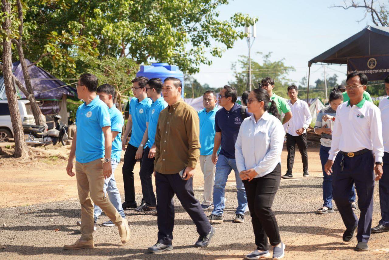 ក្រុមប្រឹក្សាជាតិគាំពារសង្គមចុះពិនិត្យ និងដាក់ផែនការស្ដារជីវភាព លំនៅដ្ឋានជូនជនភៀសសឹក ដោយផ្ទាល់នៅខេត្តព្រះវិហារ!