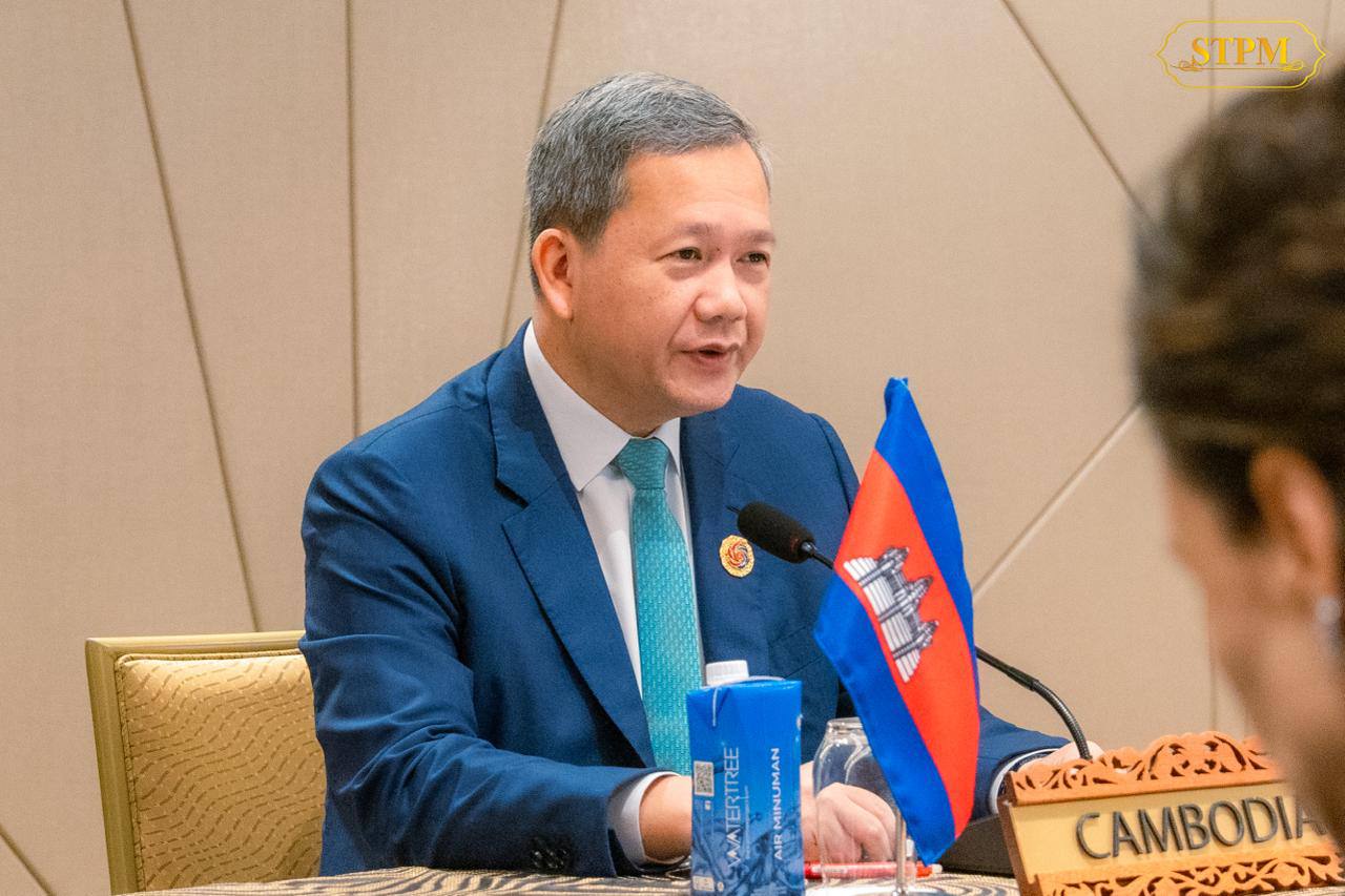 រយៈពេល ១២៣ថ្ងៃ ហើយ ដែលថ្នាក់ដឹកនាំ ប្រជាពលរដ្ឋពល និងក្រុមគ្រួសារវីរៈកងទ័ពកម្ពុជា១៨រូប ទន្ទឹងរងចាំមើលផ្លូវពួកគាត់នឹងត្រូវដោះលេងត្រឡប់មកវិញ ស្របតាមកិច្ចព្រមព្រៀងសន្តិភាពកម្ពុជា-ថៃ គូឡាឡាំពួរ