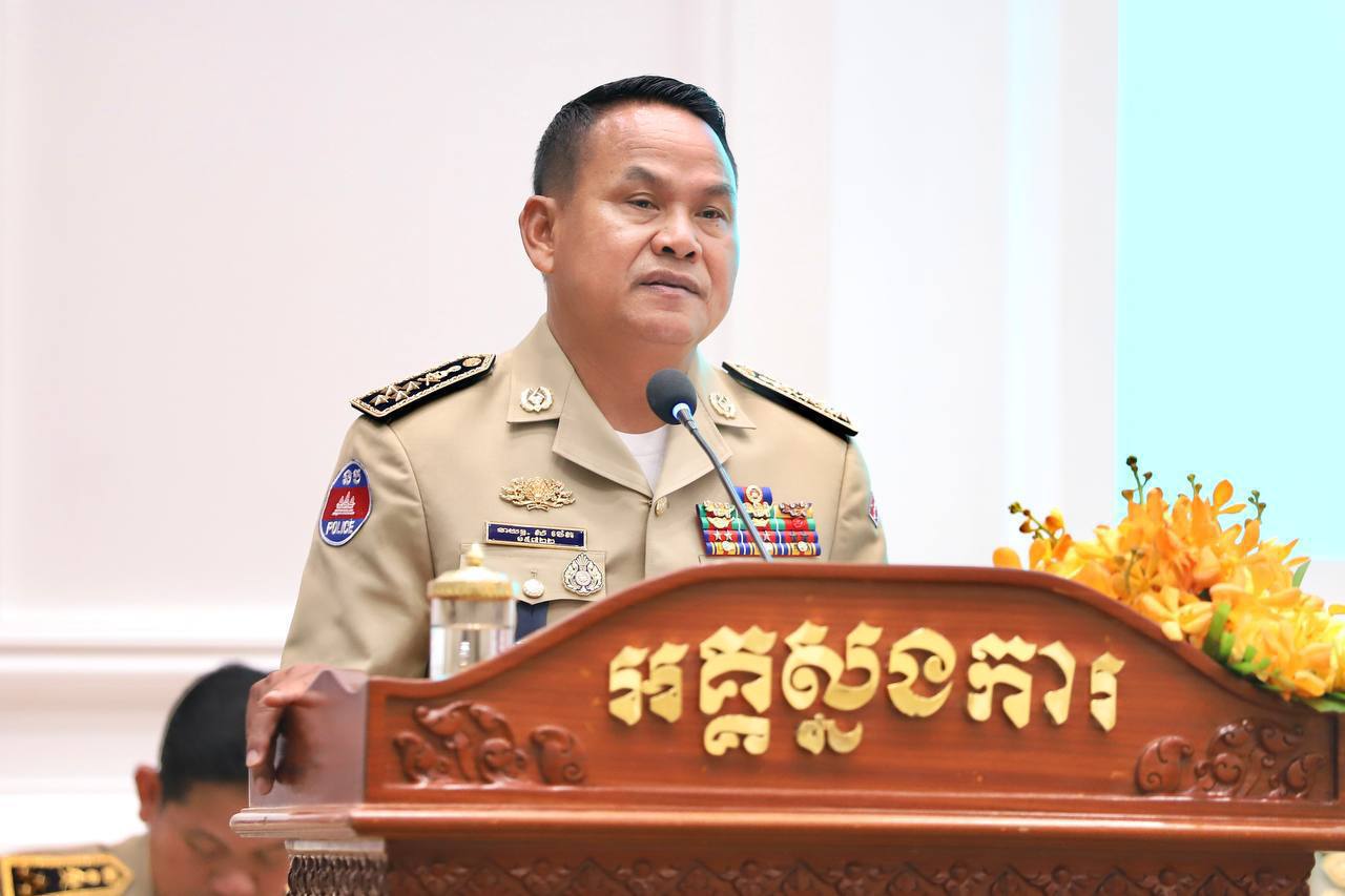 មន្ទីរប្រឆាំងគ្រឿងញៀន បង្ក្រាបបណ្តាញផលិត-ជួញដូរ សារធាតុញៀន ៥ គោលដៅ ចាប់ខ្លួនជនជាតិចិន ០៧ នាក់ និងខ្មែរម្នាក់ រកឃើញសារធាតុញៀនជិត ៤០ គីឡូក្រាម