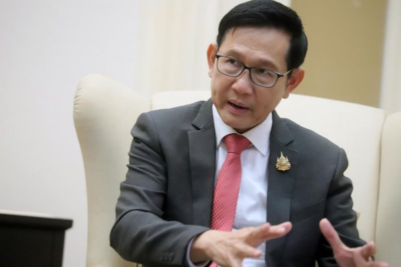 រដ្ឋមន្រ្តីថាមពលថៃ ត្រៀមប្រេងឥន្ធនៈបម្រុងទុកយ៉ាងហោចណាស់៤៥ថ្ងៃ ដើម្បីឲ្យយោធាថៃ ធ្វើសង្គ្រាមជាមួយកម្ពុជា